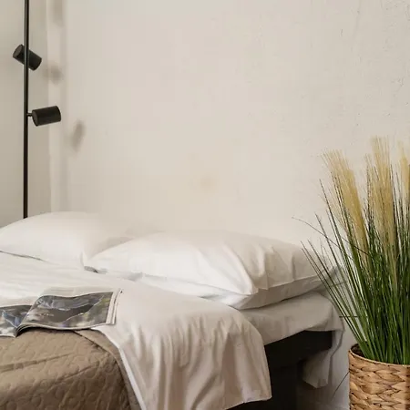 Air 219 Apartment *